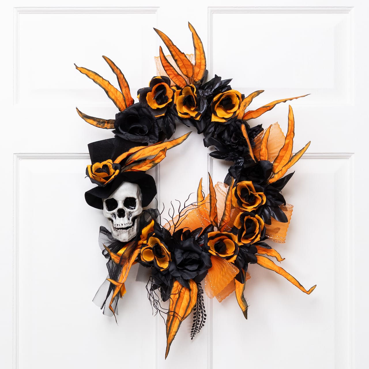 14" Skull with Black & Orange Roses Halloween Wreath